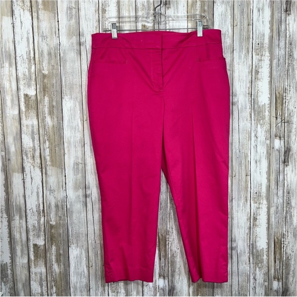 Ann Taylor Pants - Ann Taylor Pink Straight Leg Crop Pants